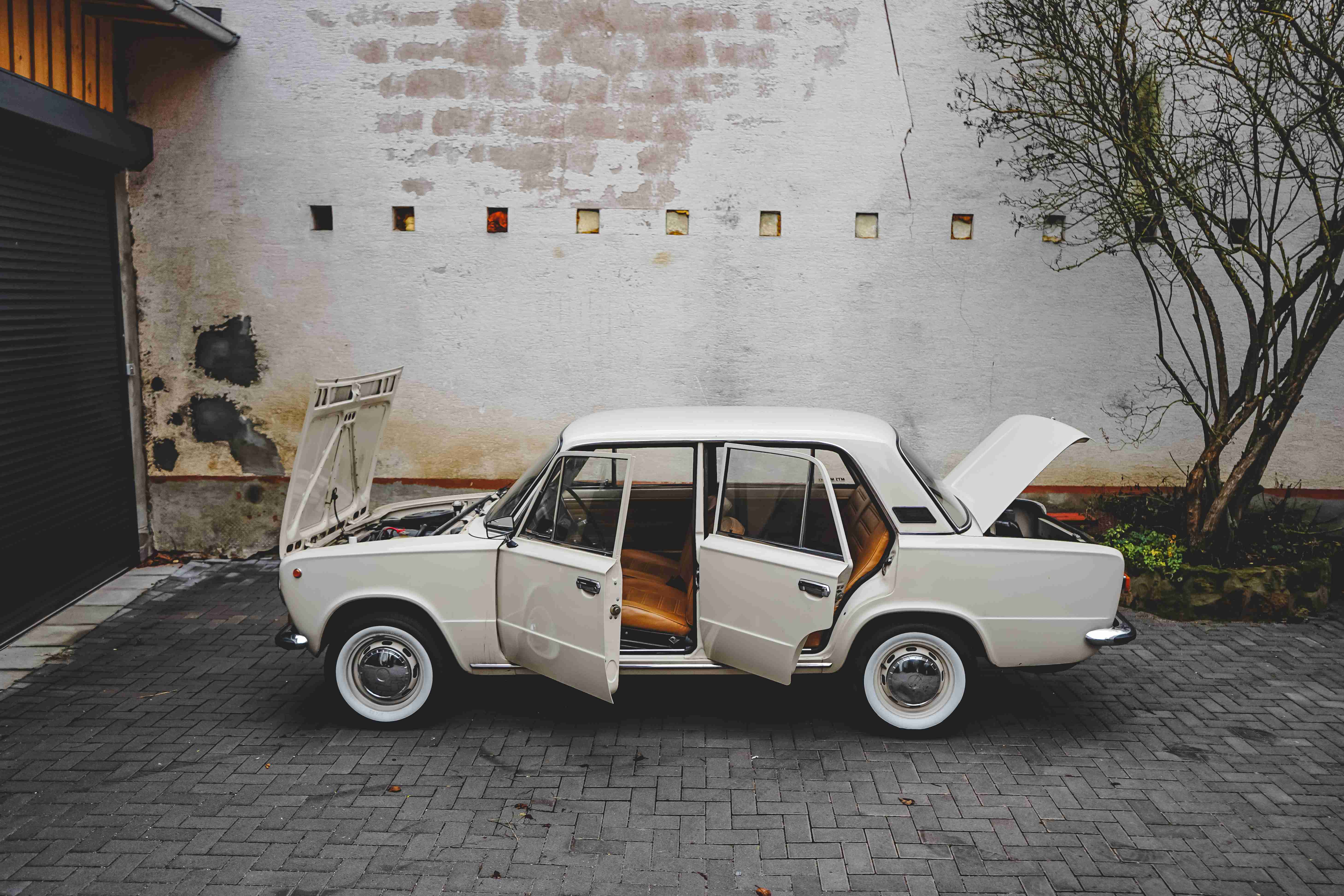 Lada 1200s