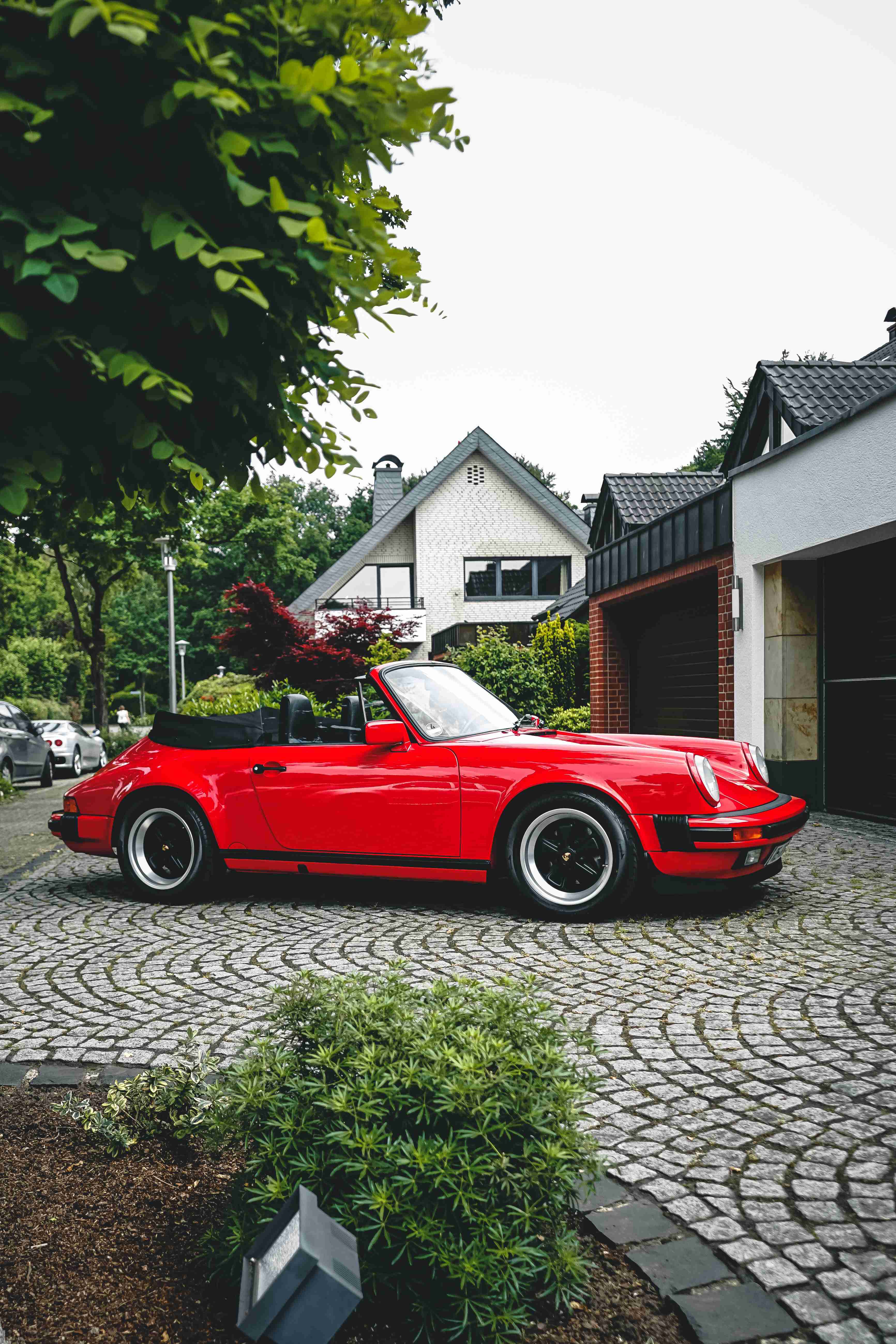 Porsche 930