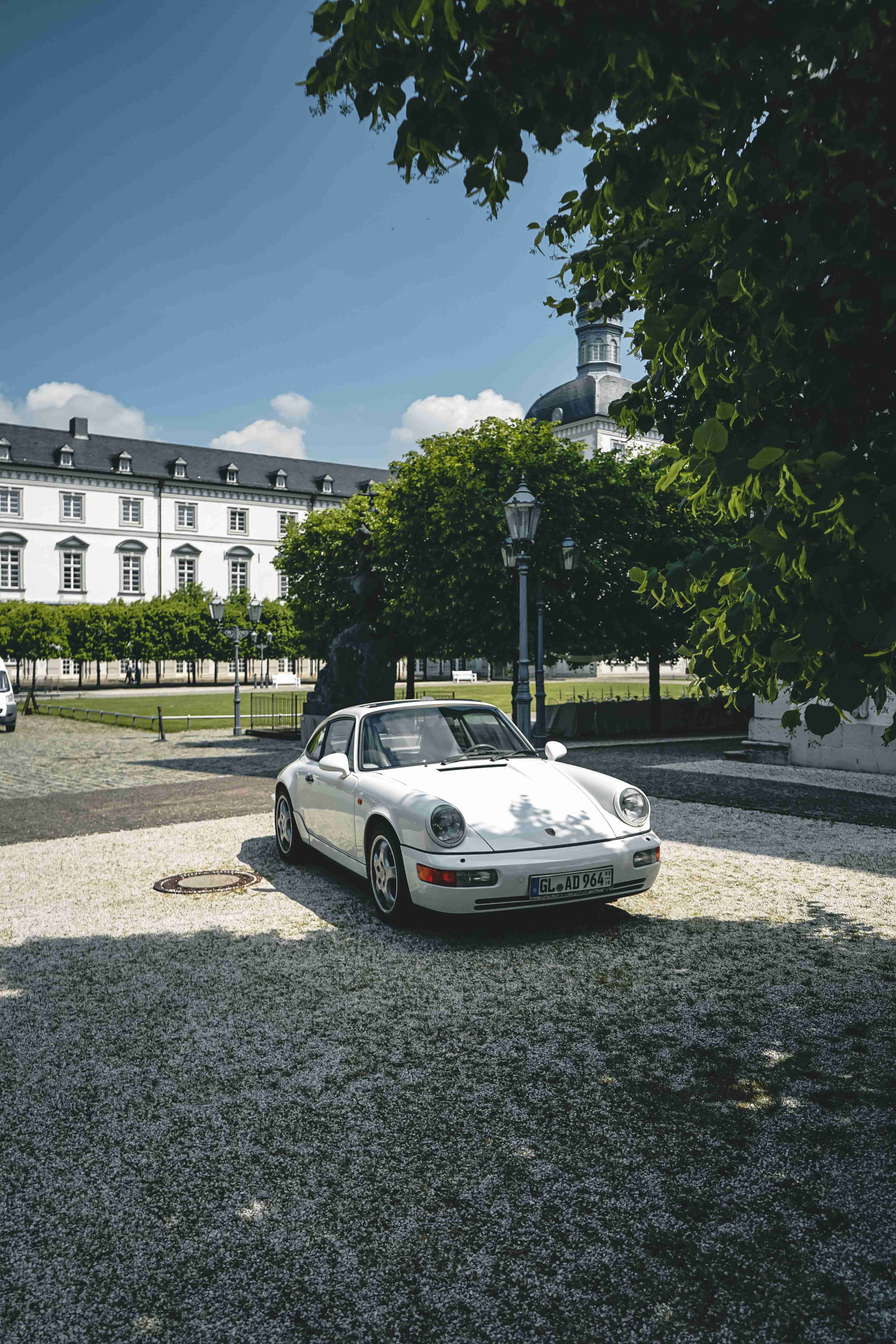Porsche 964