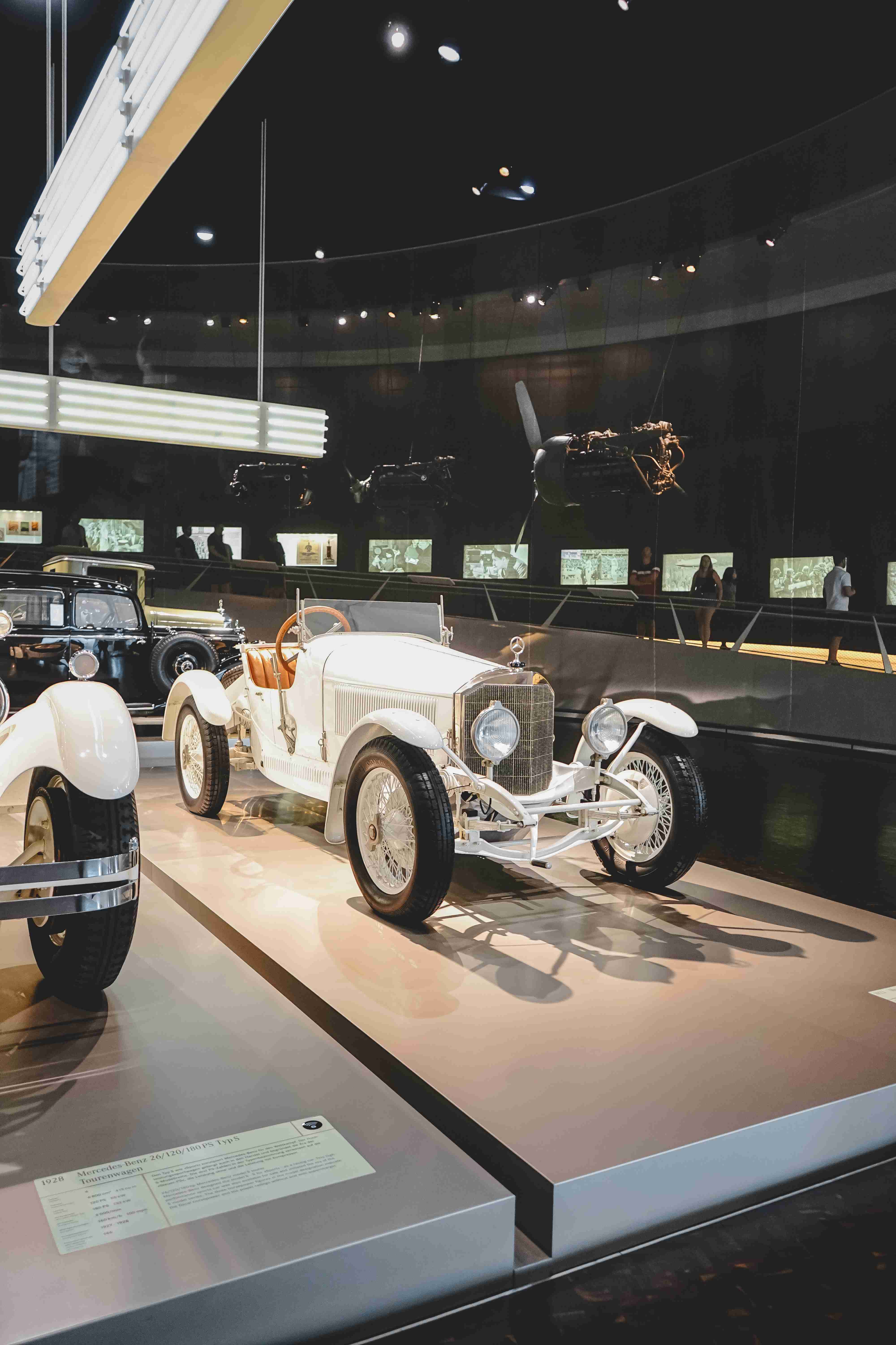 Mercedes Museum 2023