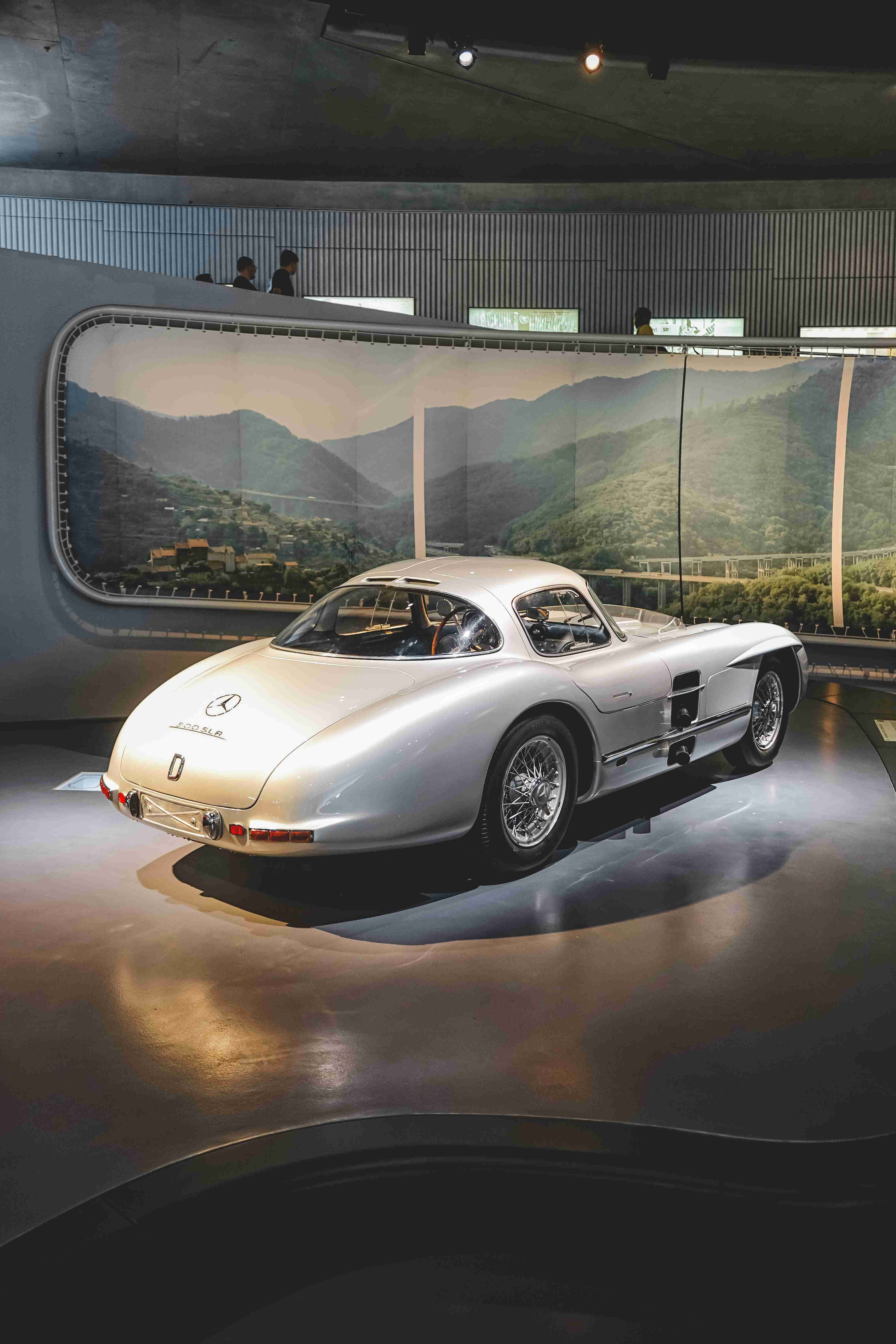 Mercedes Museum 2023